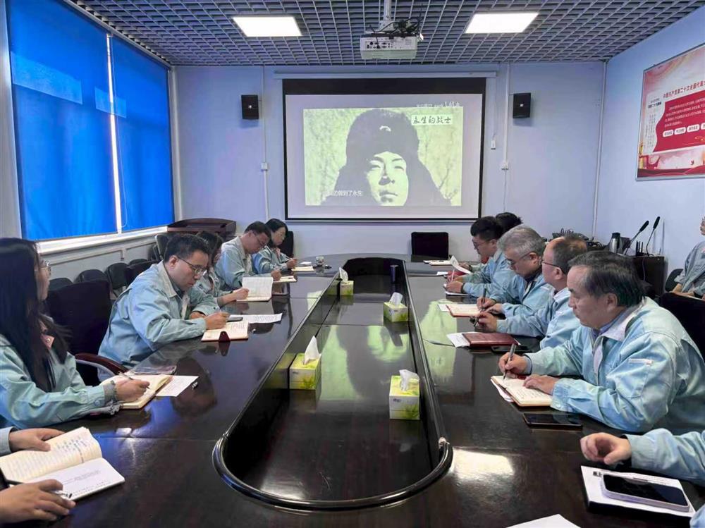 传承雷锋精神 砥砺奋进力量！ 产发集团开展“学雷锋”志愿服务系列主题活动